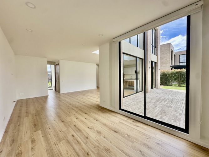 Casa de 3 alcobas en venta en Chuntame, Cajicá, 177 m² · foto 10 de 24