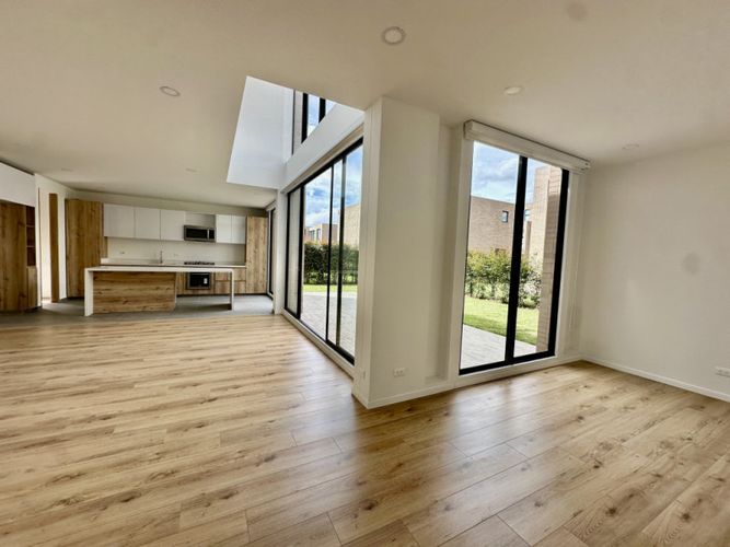 Casa de 3 alcobas en venta en Chuntame, Cajicá, 177 m² · foto 11 de 24