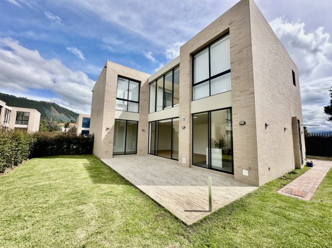 Casa de 3 alcobas en venta en Chuntame, Cajicá, 177 m² · foto 16 de 24