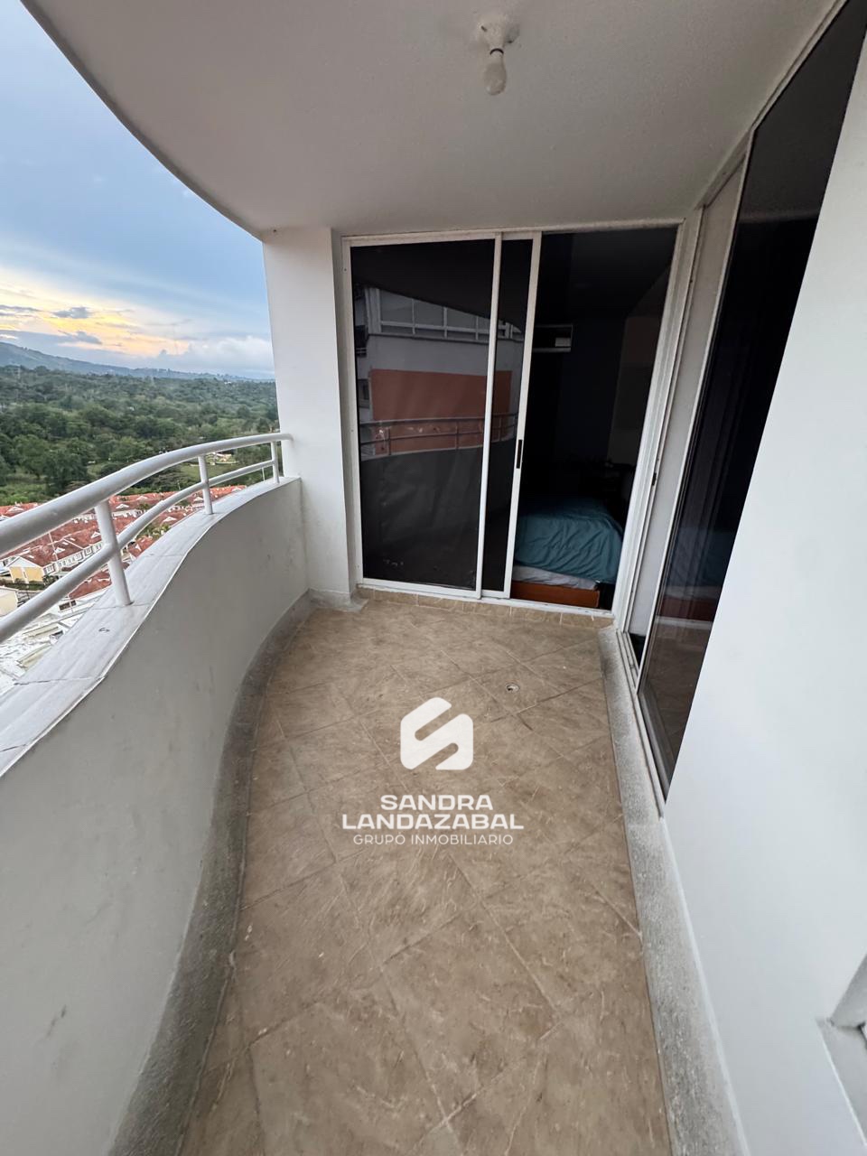 Apartamento en venta en Mediterrane, Floridablanca 4