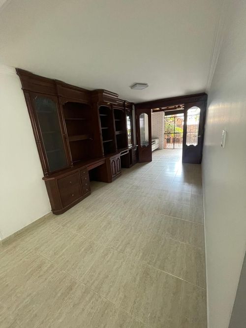 Apartamento de 4 alcobas en venta en Cabecera Del Llano, Bucaramanga, 198 m² · foto 16 de 21