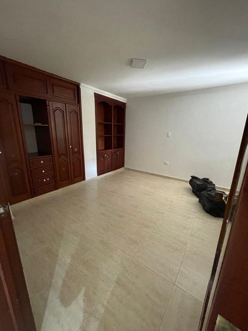 Apartamento de 4 alcobas en venta en Cabecera Del Llano, Bucaramanga, 198 m² · foto 11 de 21