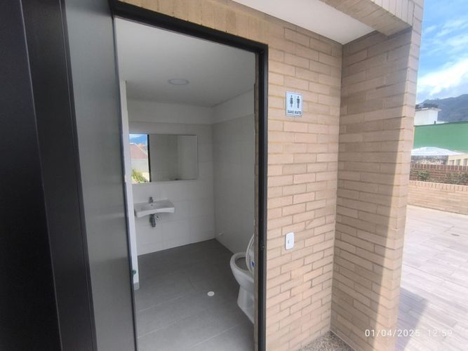 Apartamento de 1 alcoba en venta en Galerias, Bogotá, 25 m² · foto 22 de 23