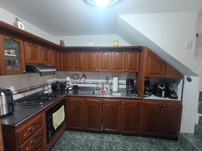 Casa de 6 alcobas en venta en Rincon De Piedra Pintada, Ibagué, 250 m² · foto 4 de 24