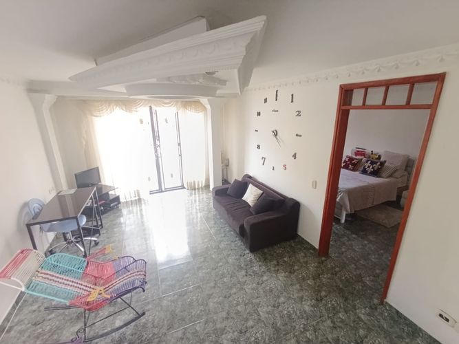 Casa de 6 alcobas en venta en Rincon De Piedra Pintada, Ibagué, 250 m² · foto 12 de 24
