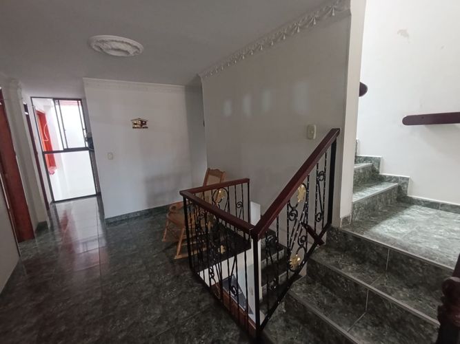 Casa de 6 alcobas en venta en Rincon De Piedra Pintada, Ibagué, 250 m² · foto 23 de 24