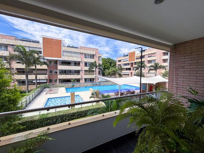 Apartamento de 4 alcobas en venta en Pance, Cali, 198 m² · foto 4 de 24