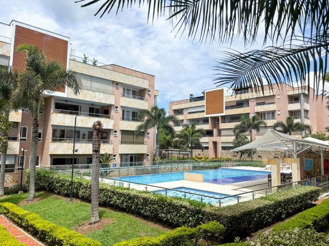 Apartamento de 4 alcobas en venta en Pance, Cali, 198 m² · foto 5 de 24