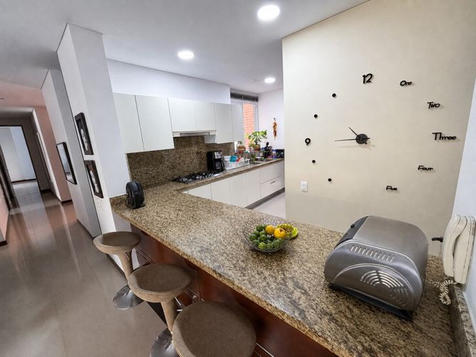 Apartamento de 4 alcobas en venta en Pance, Cali, 198 m² · foto 22 de 24