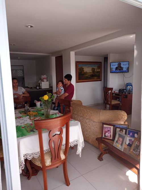 Apartamento de 2 alcobas en venta en Galvisia, Floridablanca, 84 m² · foto 4 de 4