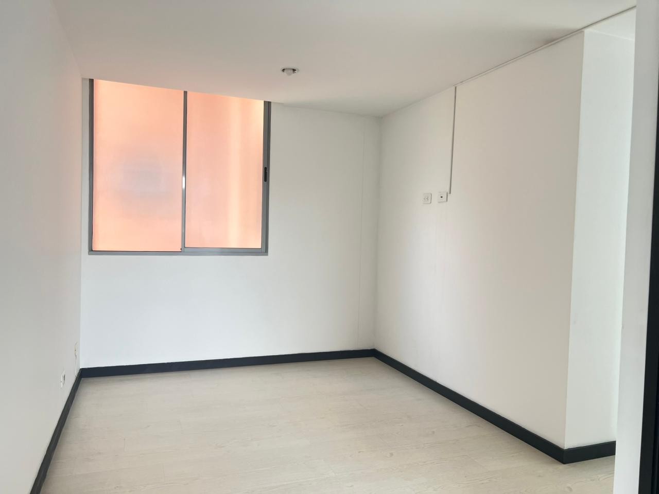 Apartamento en arriendo en La Pradera, Envigado · foto 13 de 16