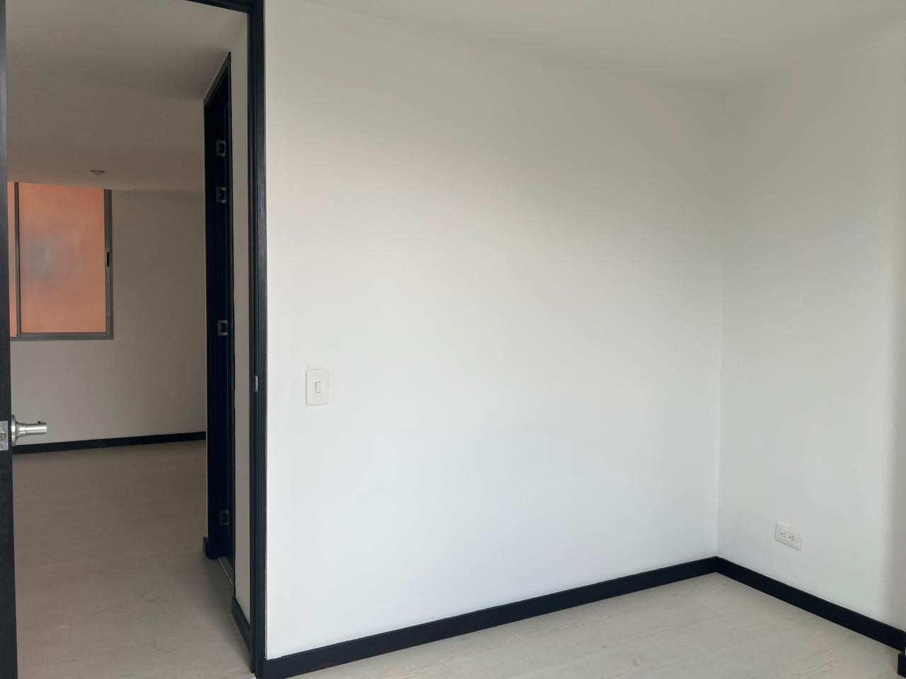 Apartamento en arriendo en La Pradera, Envigado · foto 9 de 16
