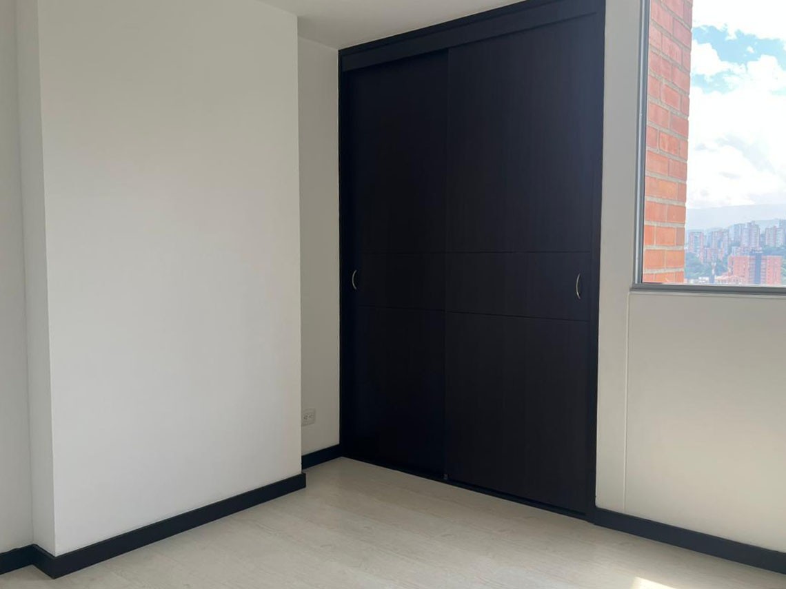 Apartamento en arriendo en La Pradera, Envigado · foto 11 de 16