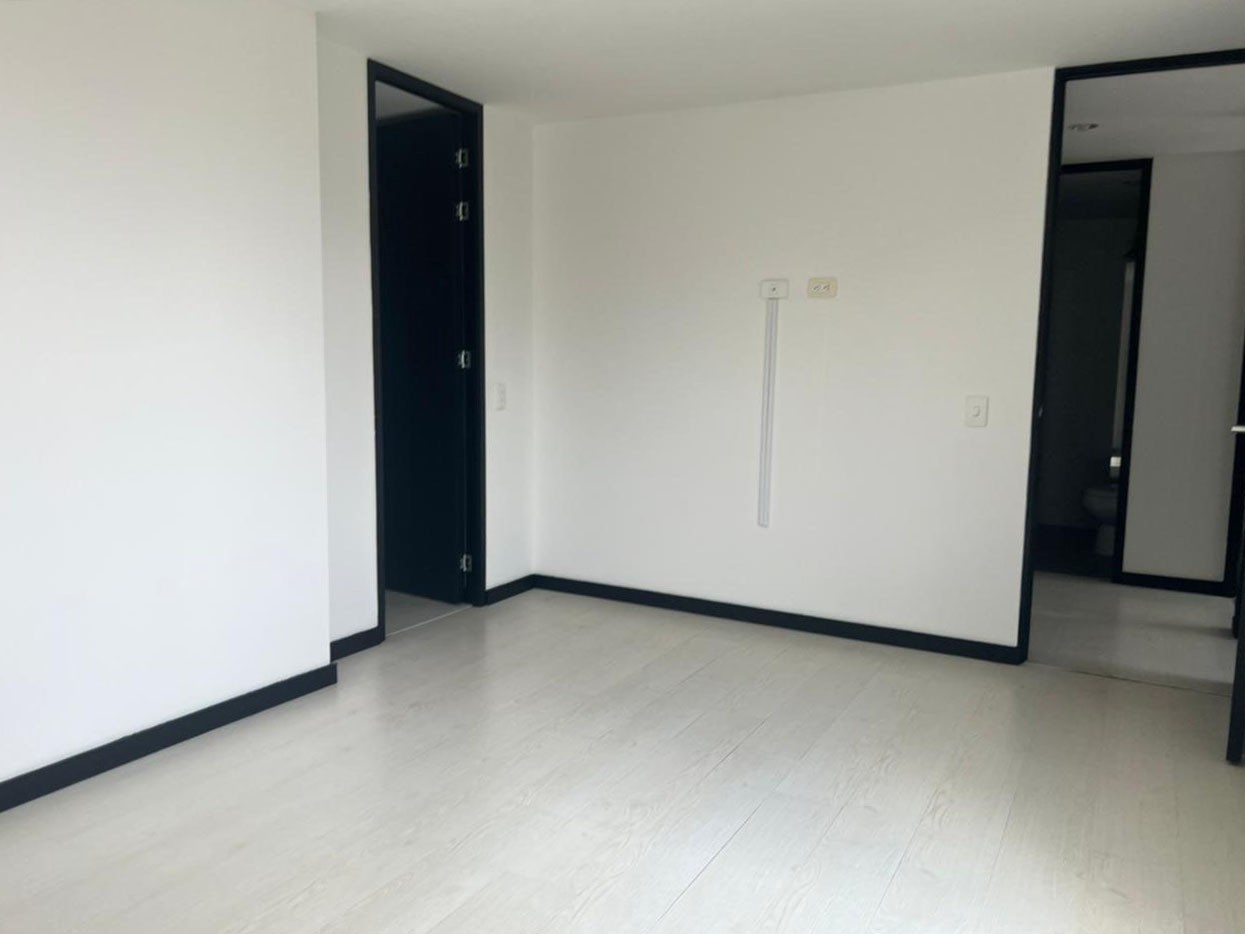 Apartamento en arriendo en La Pradera, Envigado · foto 12 de 16