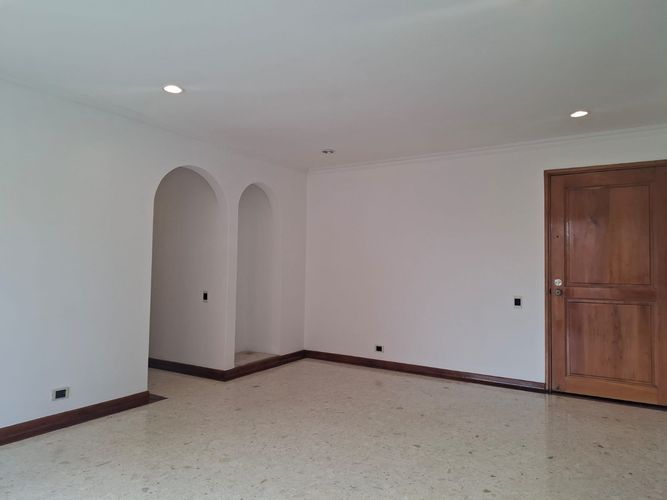Apartamento de 2 alcobas en arriendo en El Poblado, Medellín, 82 m² · foto 11 de 18