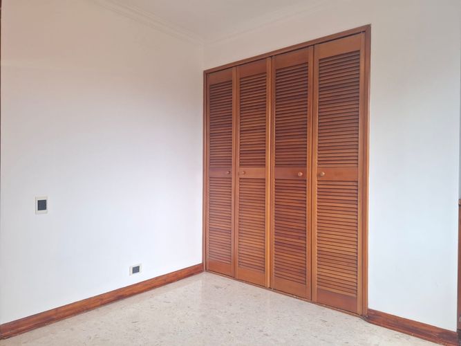 Apartamento de 2 alcobas en arriendo en El Poblado, Medellín, 82 m² · foto 14 de 18