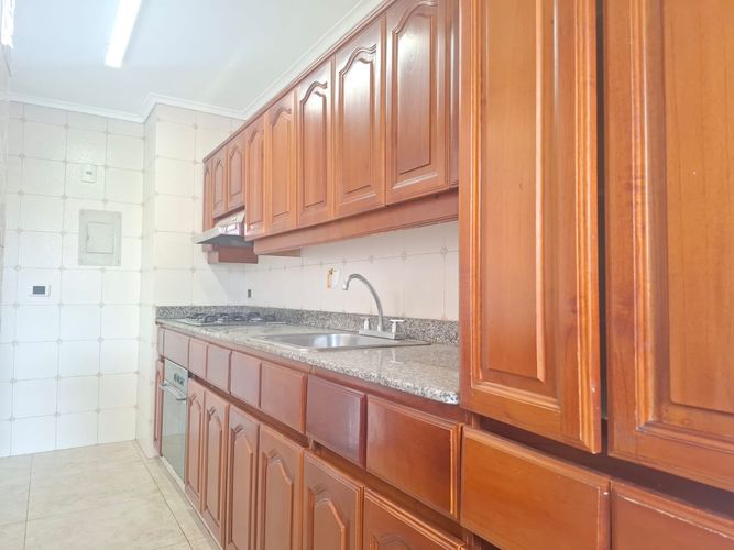 Apartamento de 2 alcobas en arriendo en El Poblado, Medellín, 82 m² · foto 5 de 18