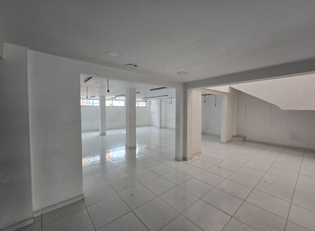 Casa en arriendo en La Castellana, Bogotá · foto 3 de 8