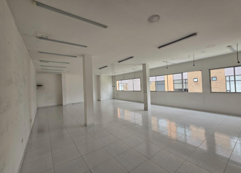 Casa en arriendo en La Castellana, Bogotá · foto 4 de 8
