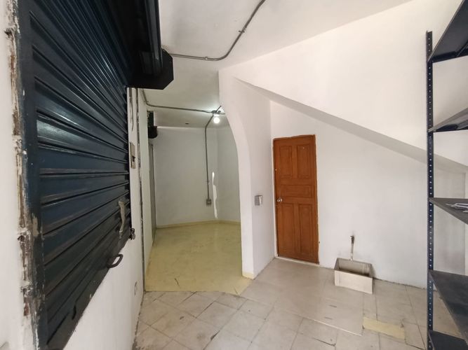 Local en arriendo en Cristo Rey, Medellín, 20 m² · foto 2 de 9