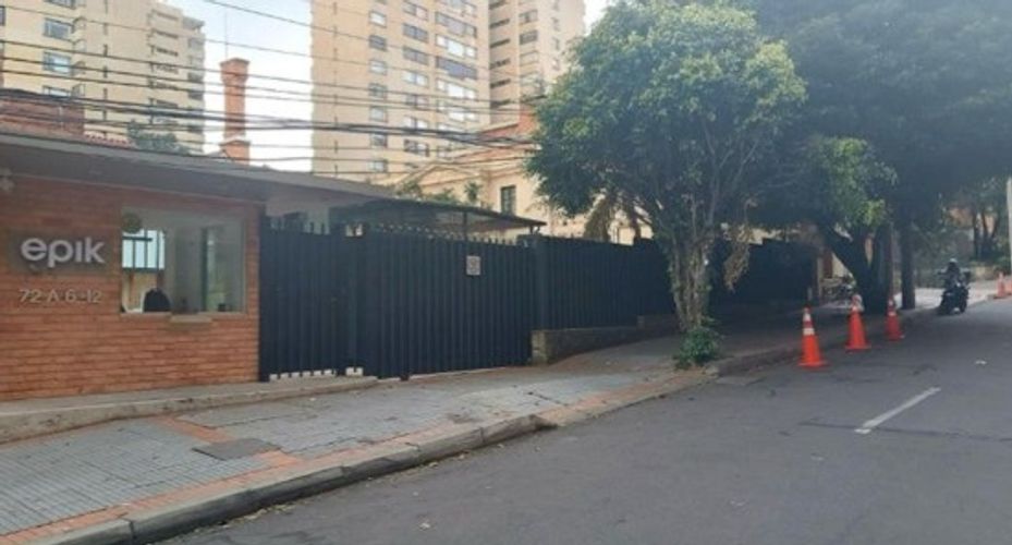 Casa de 5 alcobas en venta en Los Rosales, Bogotá, 1200 m² · foto 4 de 22