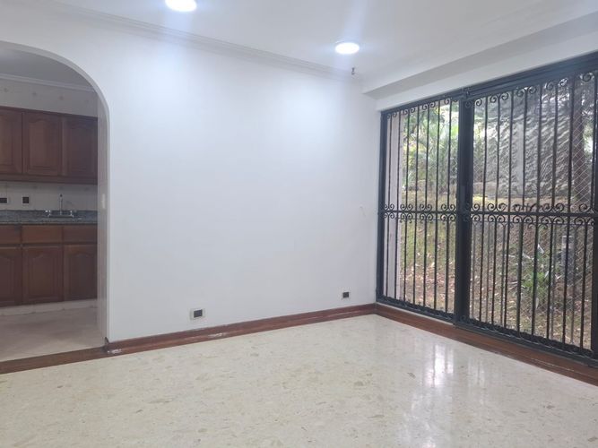 Apartamento de 1 alcoba en arriendo en El Poblado, Medellín, 57 m² · foto 3 de 13