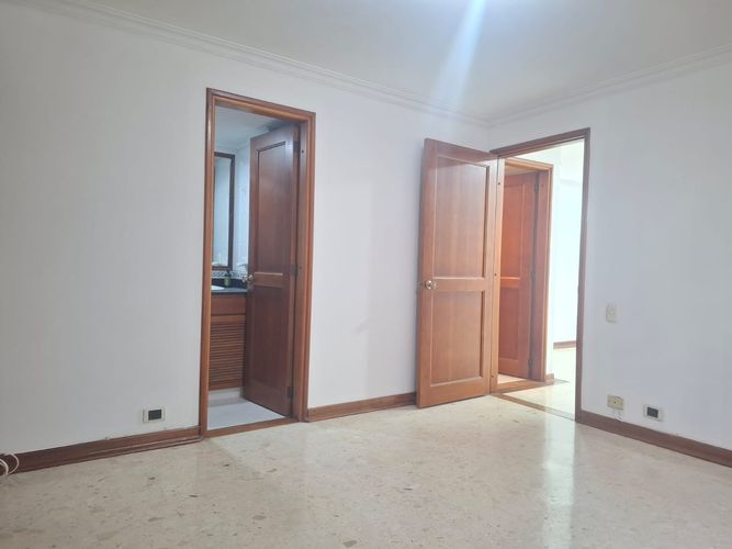 Apartamento de 1 alcoba en arriendo en El Poblado, Medellín, 57 m² · foto 10 de 13