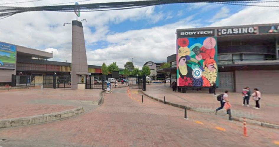Local en venta en Delicias Norte, Chía, 335 m² · foto 2 de 9