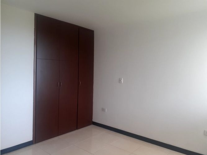 Apartamento en venta en Terminal, Pereira · foto 9 de 24