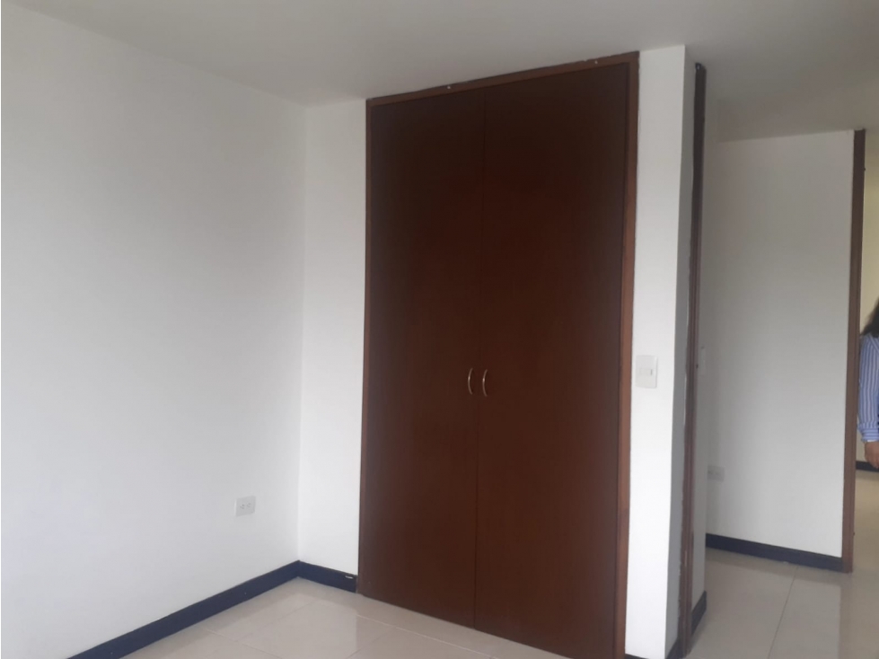 Apartamento en venta en Terminal, Pereira · foto 10 de 24