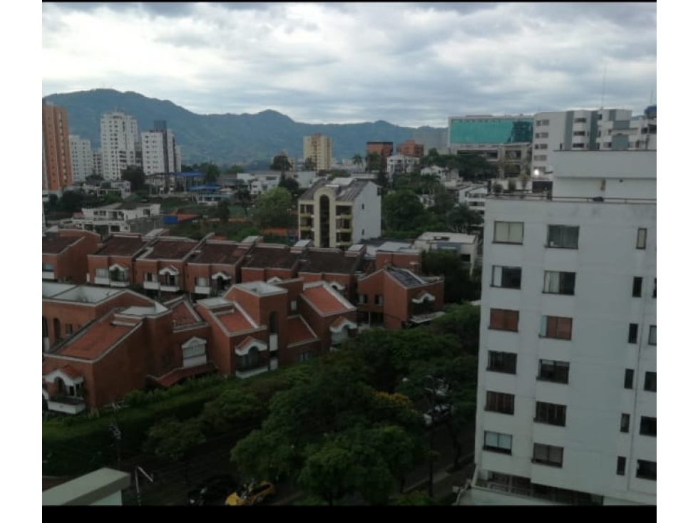 Apartamento en venta en Pinares, Pereira · foto 7 de 24