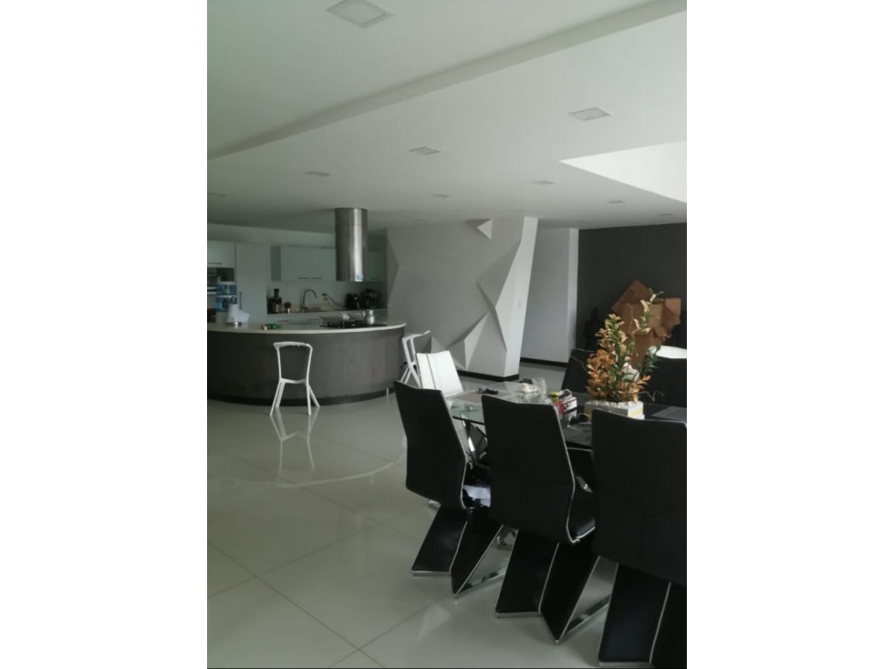 Apartamento en venta en Pinares, Pereira · foto 9 de 24