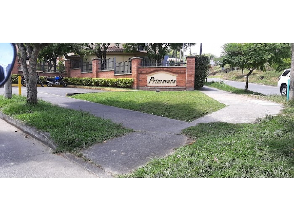 Casa en venta en Pinares, Pereira · foto 2 de 11