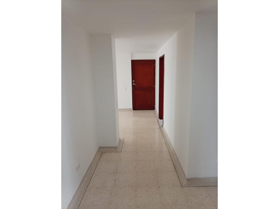 Apartamento en venta en Pinares, Pereira · foto 4 de 24