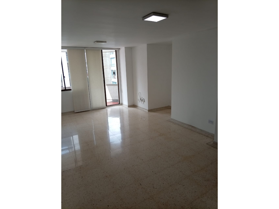 Apartamento en venta en Pinares, Pereira · foto 8 de 24