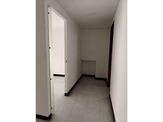Oficina en arriendo en Sector Plaza De Bolivar, Pereira, 22 m² · foto 7 de 8