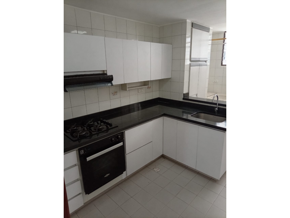Apartamento en venta en Pinares, Pereira · foto 15 de 24