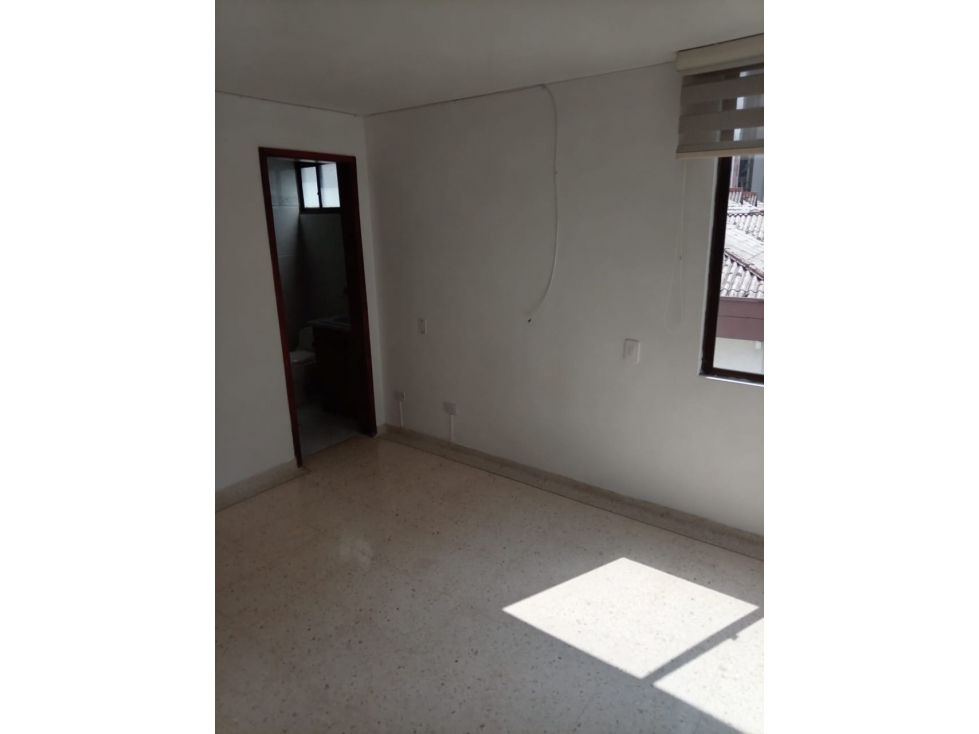 Apartamento en venta en Pinares, Pereira · foto 23 de 24