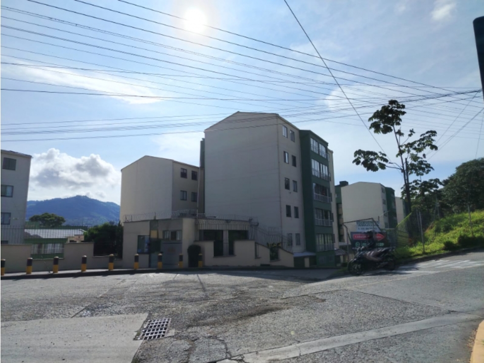 Apartamento en venta en Pereira, Pereira · foto 2 de 14