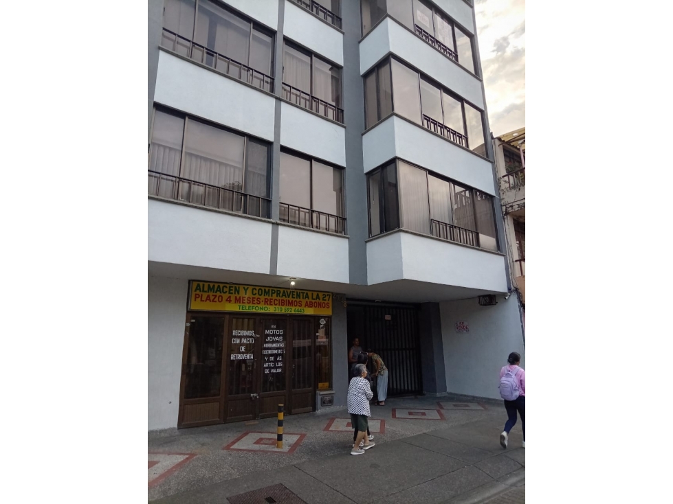 Apartamento en venta en Pereira, Pereira · foto 3 de 15