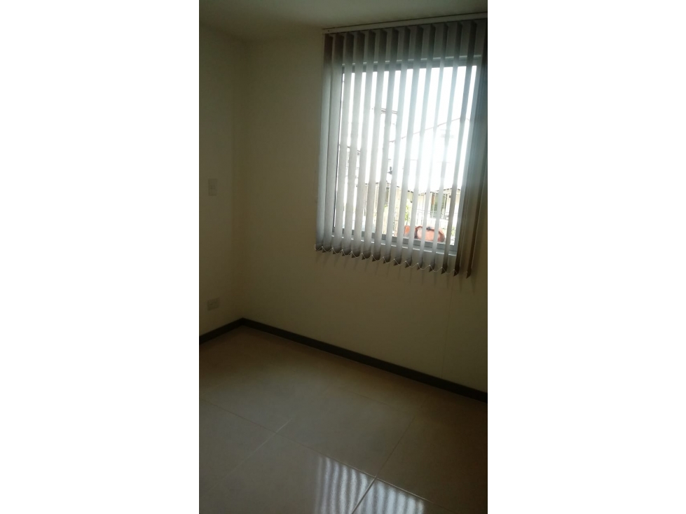 Apartamento en venta en Bosques De Cantabria, Pereira · foto 8 de 24