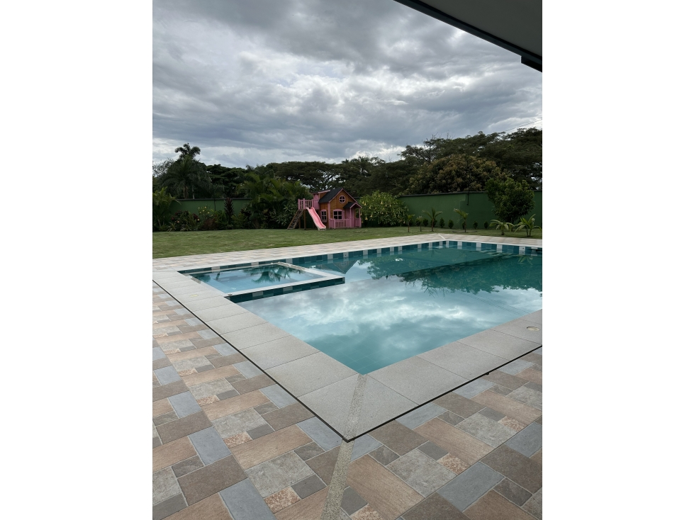 Casa en venta en Cerritos, Pereira · foto 2 de 24