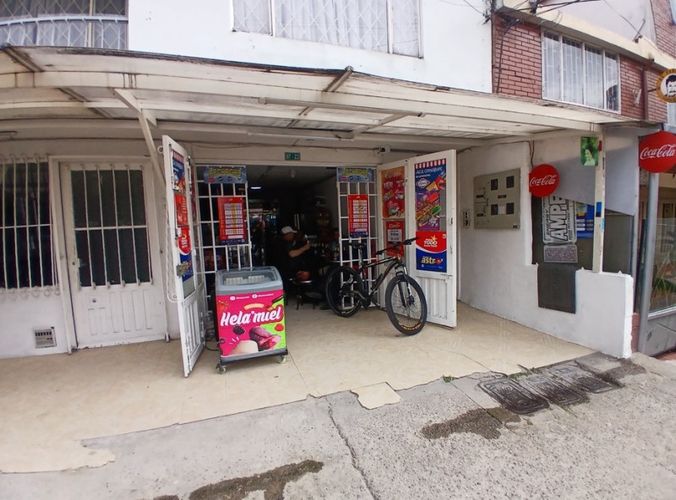 Casa de 9 alcobas en venta en La Campiña, Bogotá, 387 m² · foto 2 de 24