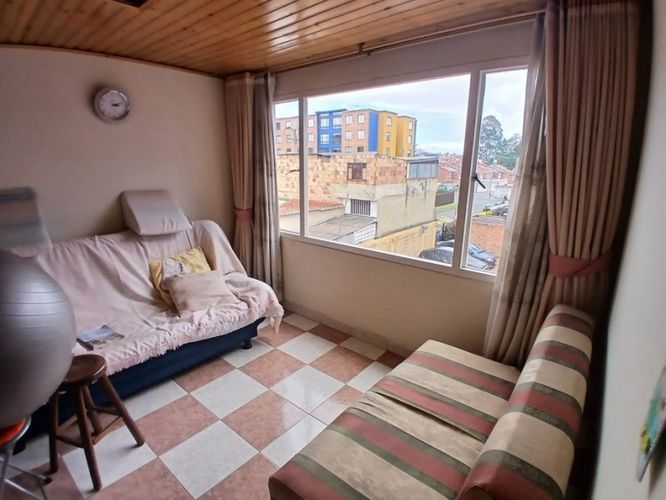 Casa de 9 alcobas en venta en La Campiña, Bogotá, 387 m² · foto 6 de 24