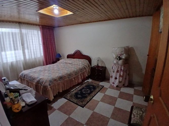 Casa de 9 alcobas en venta en La Campiña, Bogotá, 387 m² · foto 7 de 24
