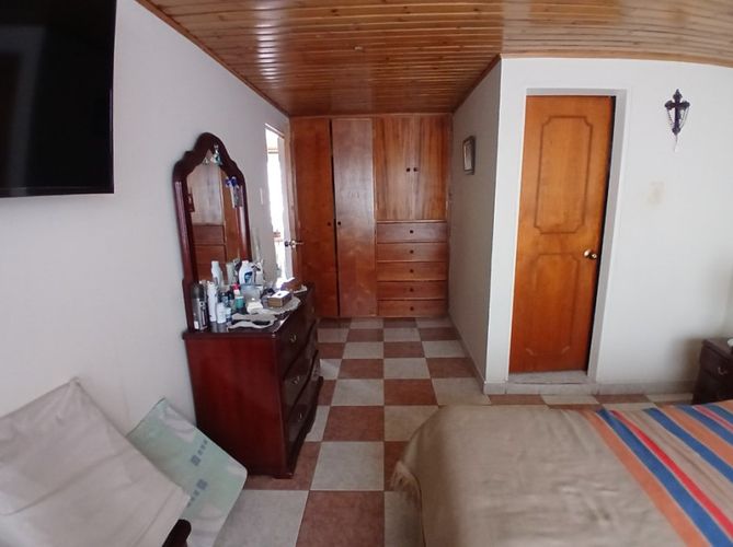 Casa de 9 alcobas en venta en La Campiña, Bogotá, 387 m² · foto 13 de 24