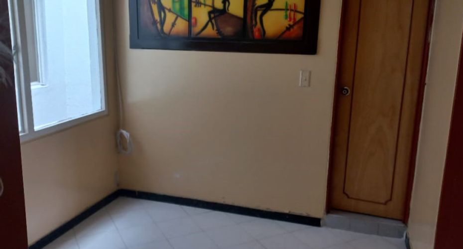 Casa de 9 alcobas en venta en La Campiña, Bogotá, 387 m² · foto 21 de 24