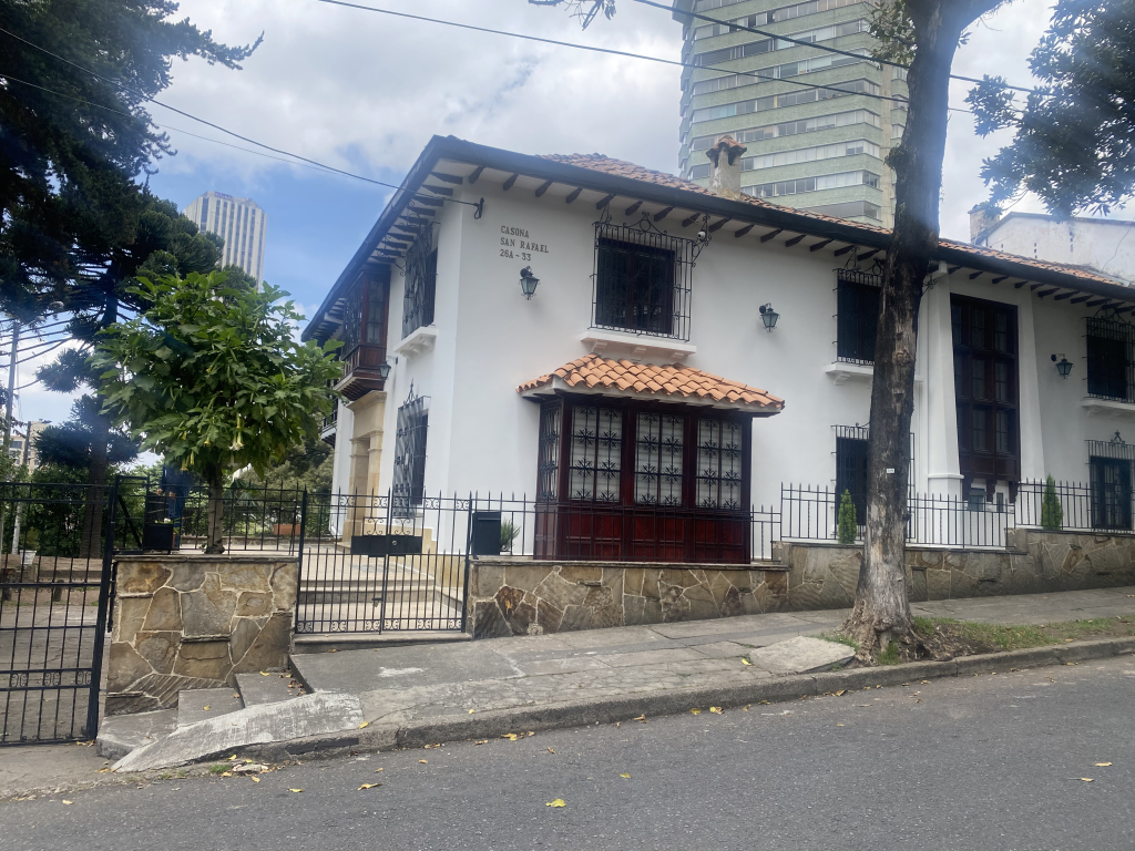 Casa en venta en Bosque Izquierdo, Bogotá · foto 3 de 24