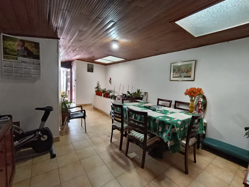 Casa en venta en Barrios Unidos, Bogotá · foto 4 de 24
