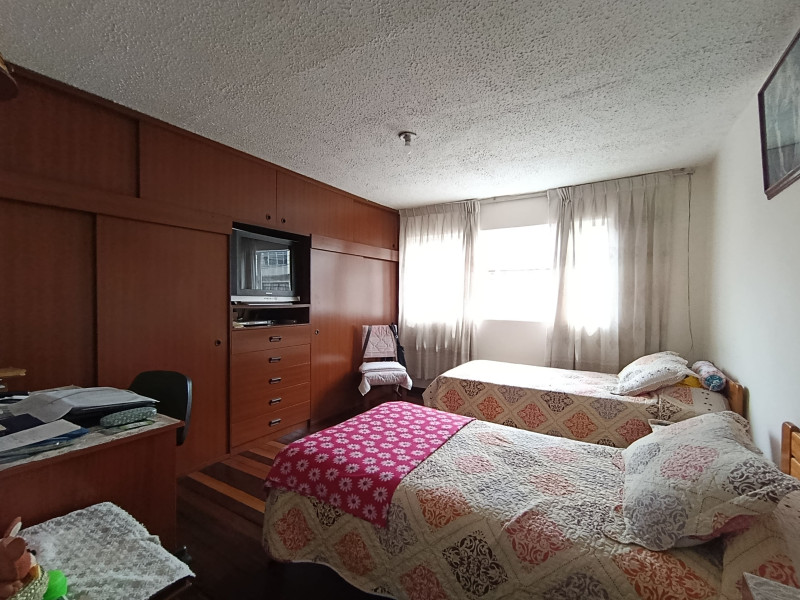 Casa en venta en Barrios Unidos, Bogotá · foto 13 de 24